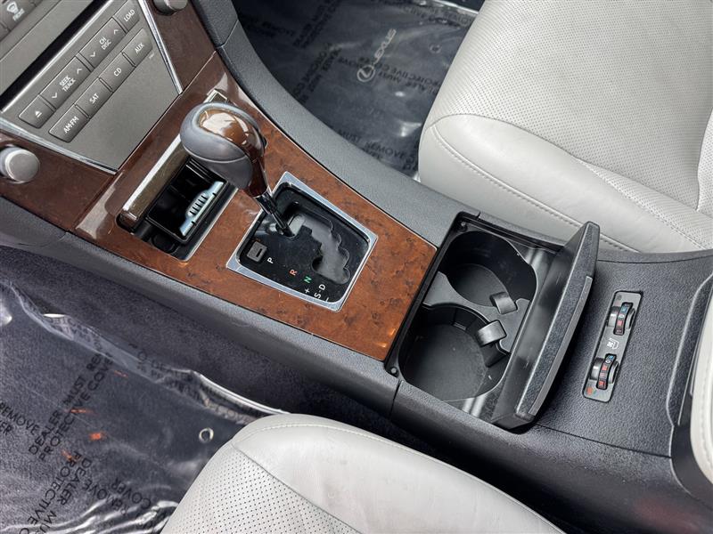 Lexus ES 350 Sedan 2011