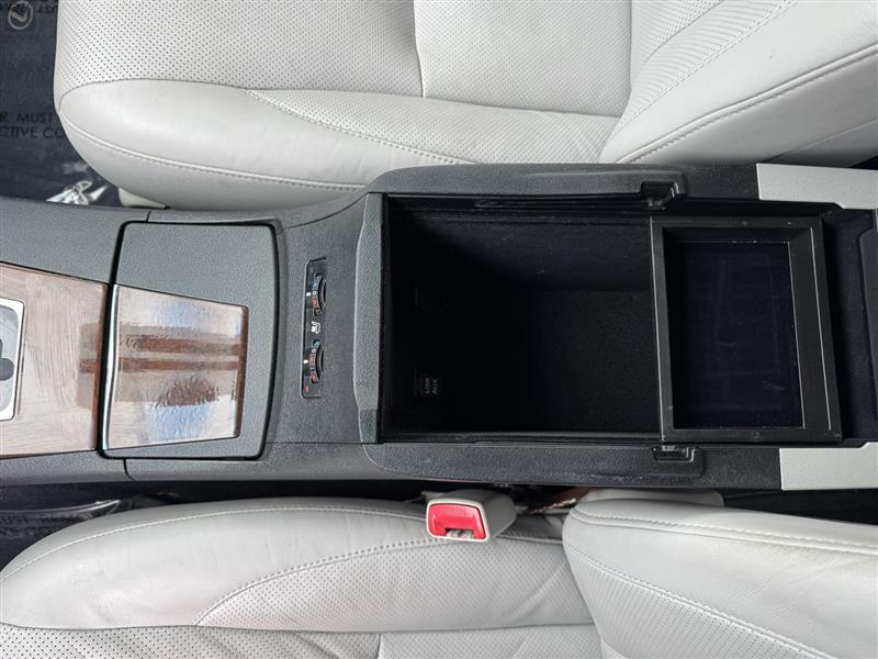 Lexus ES 350 Sedan 2011