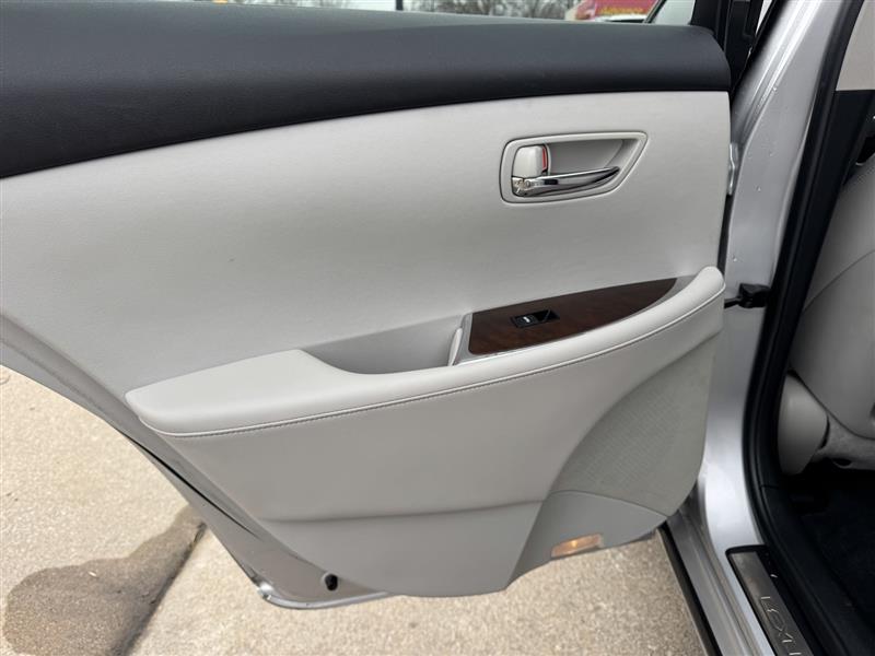 Lexus ES 350 Sedan 2011