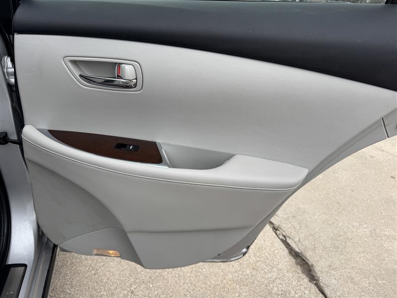 Lexus ES 350 Sedan 2011