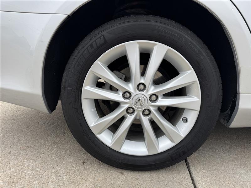 Lexus ES 350 Sedan 2011