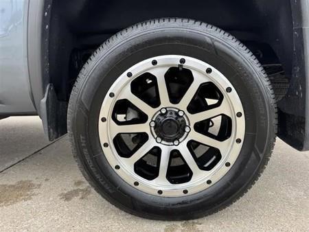 GMC Sierra 1500 SLE Crew Cab 4WD 2014