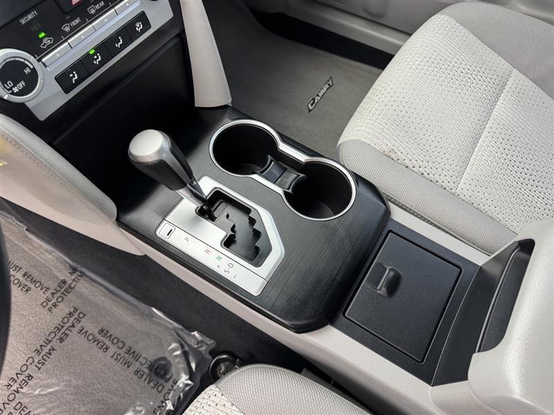 Toyota Camry LE 2012