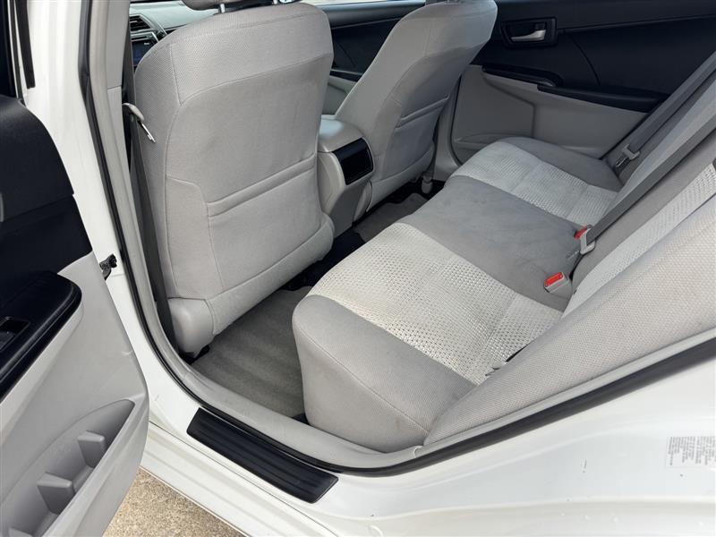 Toyota Camry LE 2012