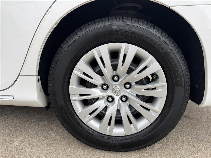 Toyota Camry LE 2012