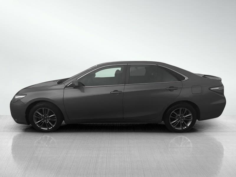 Toyota Camry SE 2017