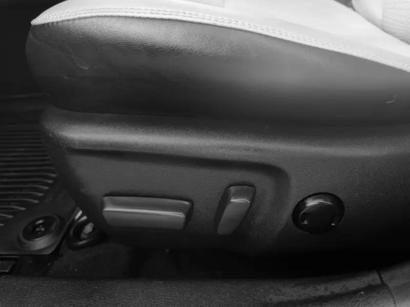 Toyota Camry SE 2017