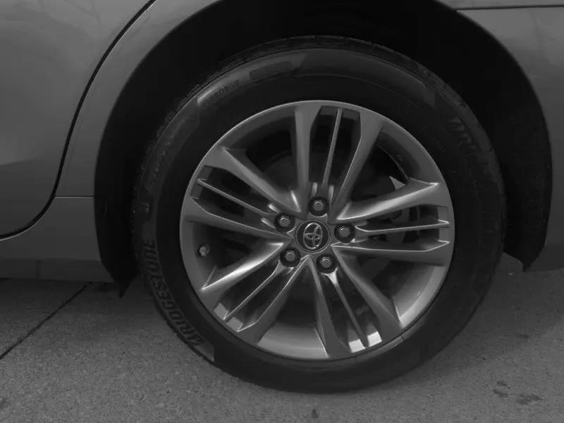 Toyota Camry SE 2017