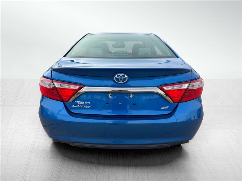 Toyota Camry SE 2017