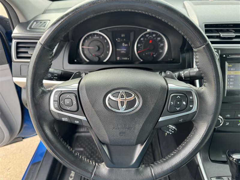Toyota Camry SE 2017