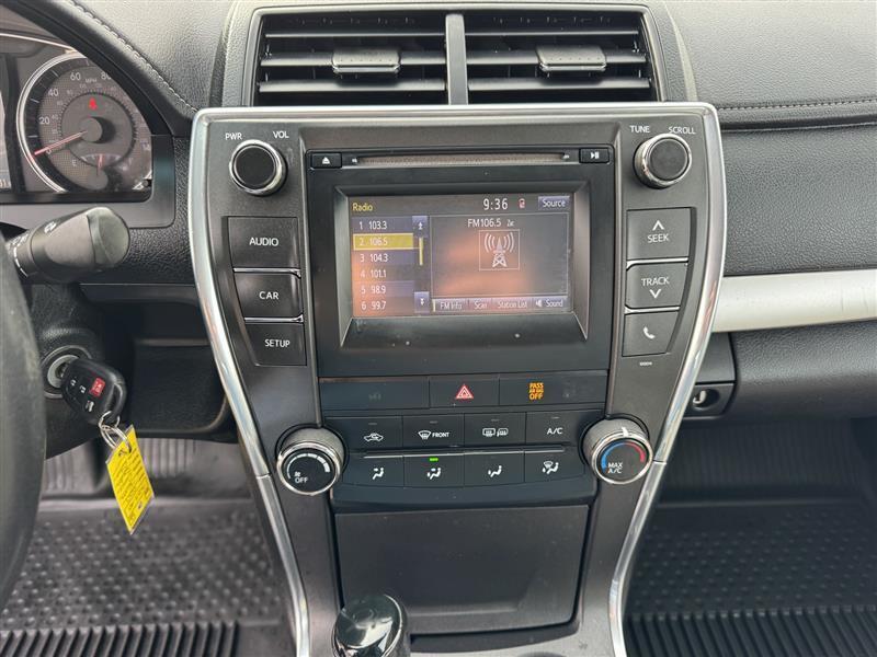 Toyota Camry SE 2017