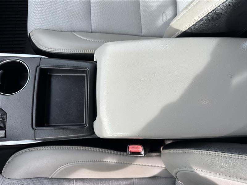 Toyota Camry SE 2017