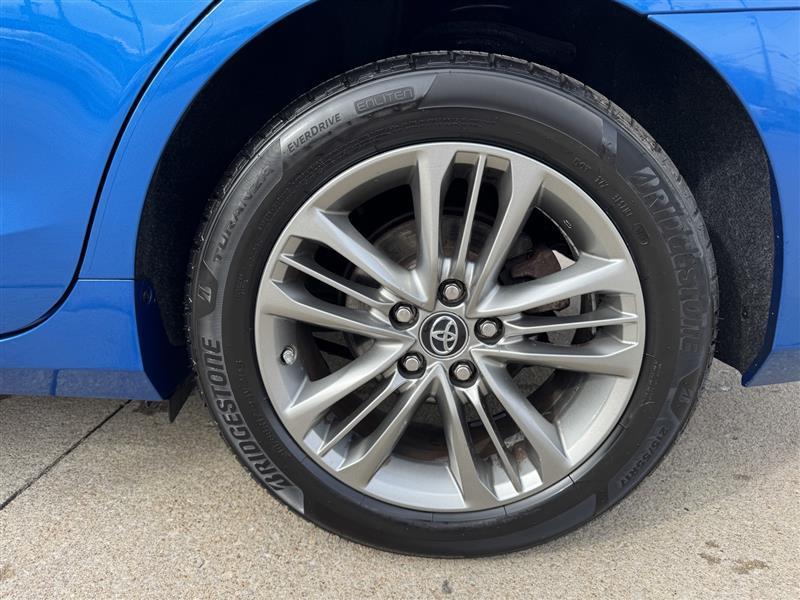 Toyota Camry SE 2017