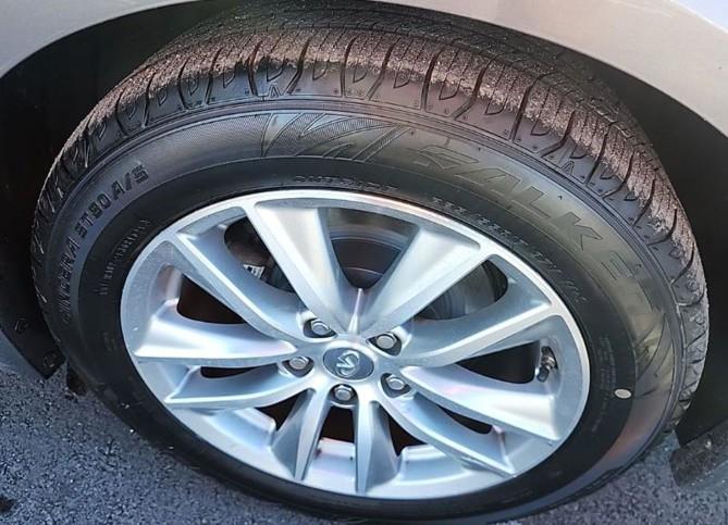 Infiniti Q50 Premium 4D Sedan AWD 3.0t 2016