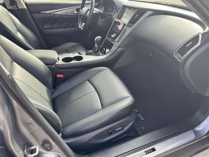 Infiniti Q50 Premium 4D Sedan AWD 3.0t 2016