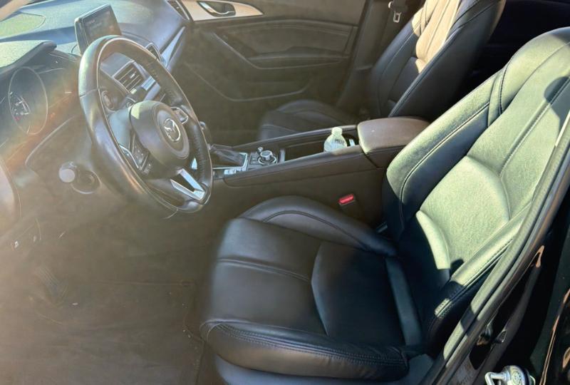 Mazda MAZDA3 Touring 4D Sedan 2018