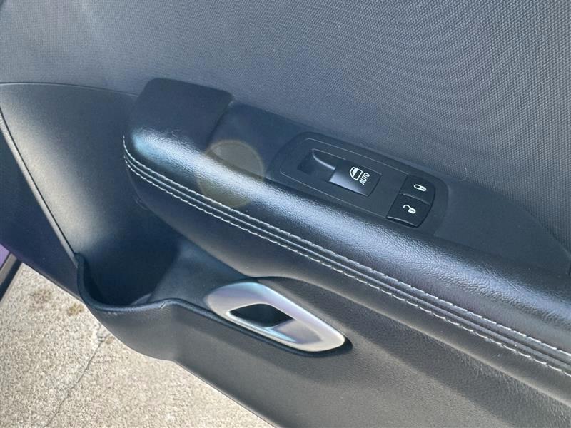 Dodge Challenger SXT 2018