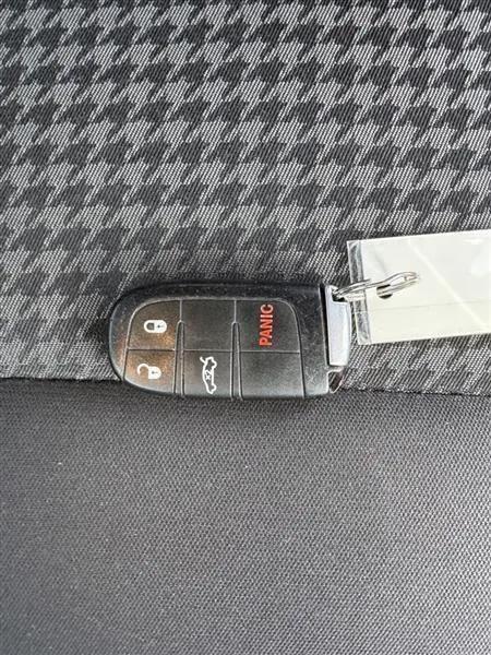 Dodge Challenger SXT 2018