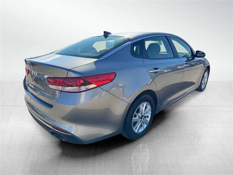 Kia Optima LX 2017