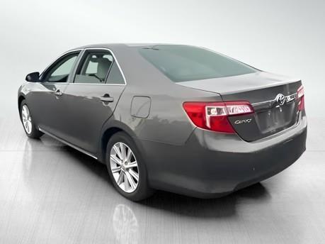 Toyota Camry Hybrid XLE 2014