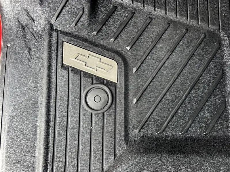 Chevrolet Silverado 1500 LT Crew Cab 4WD 2018