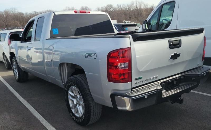 Chevrolet Silverado 1500 LT Ext. Cab 4WD 2011