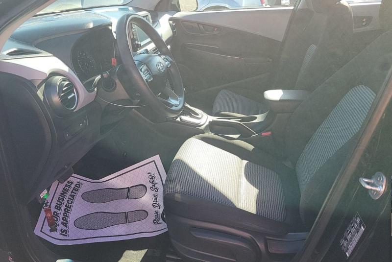 Hyundai Kona SE AWD 2021