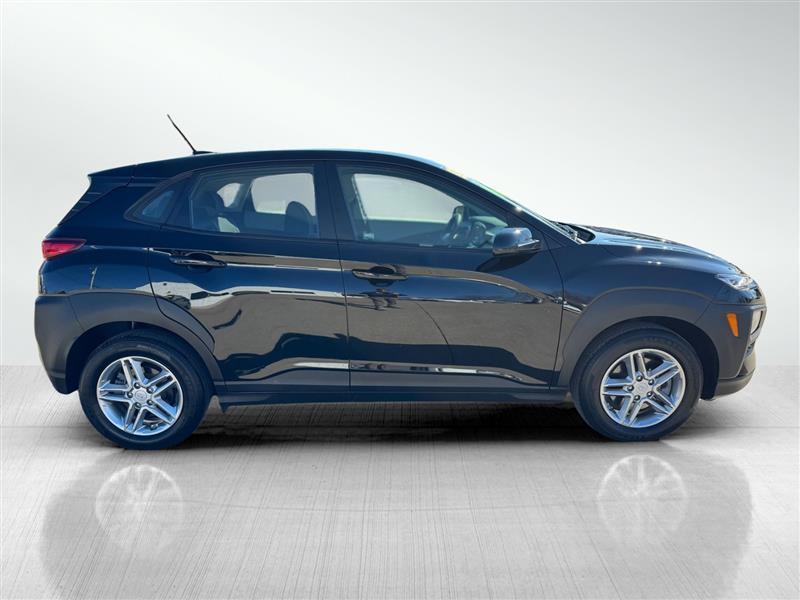 Hyundai Kona SE AWD 2021