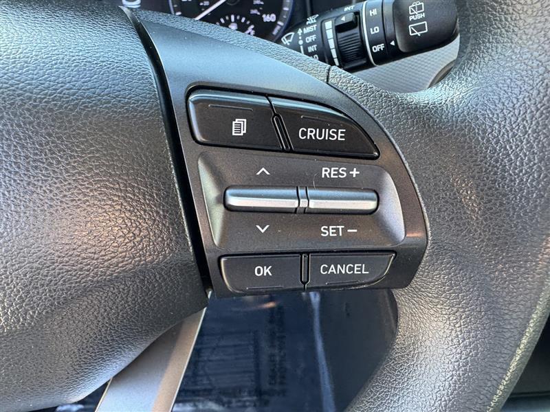 Hyundai Kona SE AWD 2021