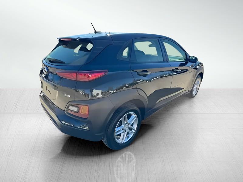 Hyundai Kona SE AWD 2021