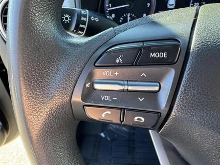 Hyundai Kona SE AWD 2021