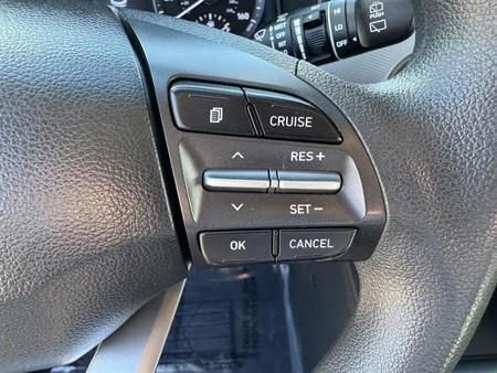 Hyundai Kona SE AWD 2021