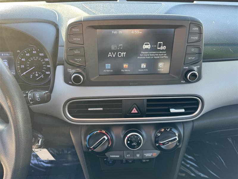 Hyundai Kona SE AWD 2021