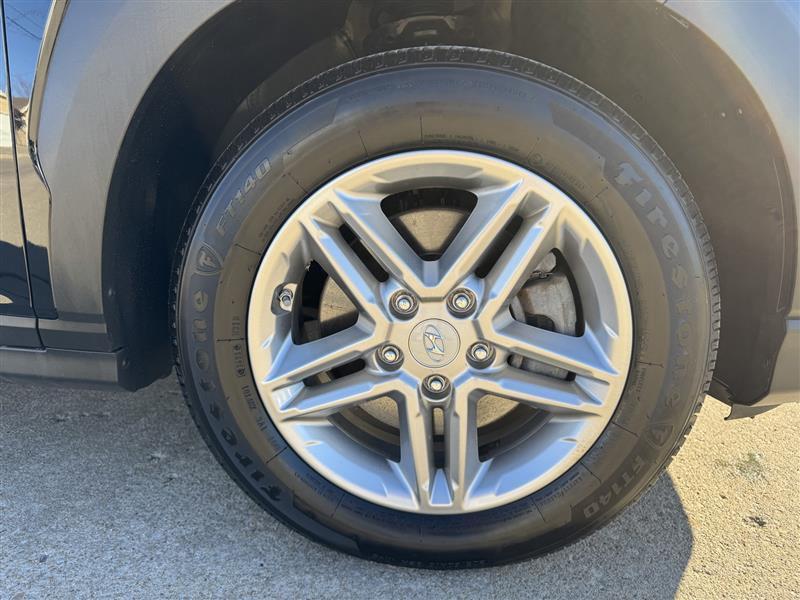 Hyundai Kona SE AWD 2021