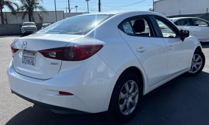 Mazda MAZDA3 i Sport 2016