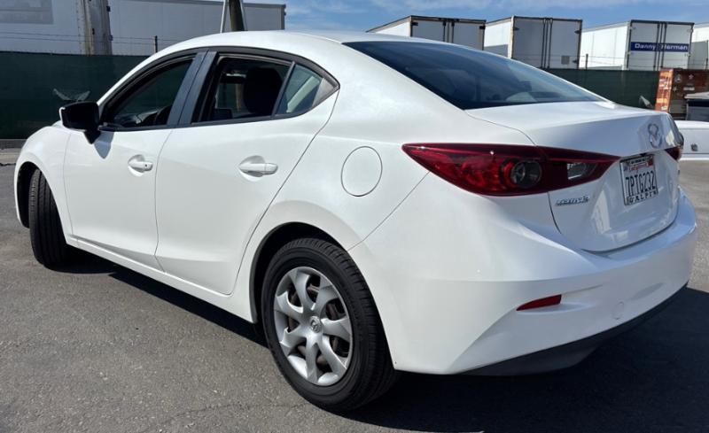 Mazda MAZDA3 i Sport 2016