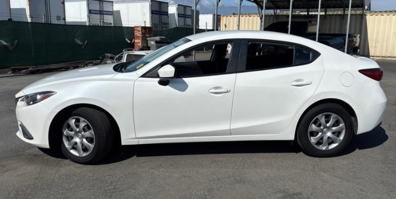 Mazda MAZDA3 i Sport 2016
