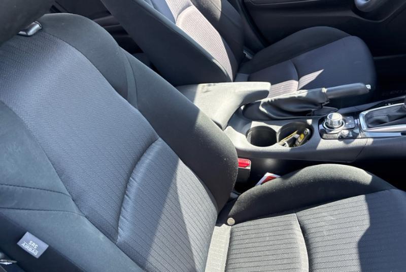 Mazda MAZDA3 i Sport 2016