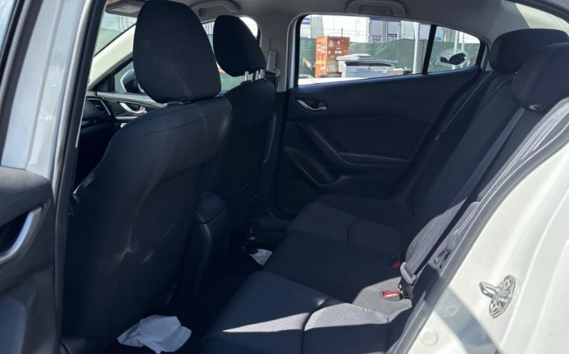 Mazda MAZDA3 i Sport 2016