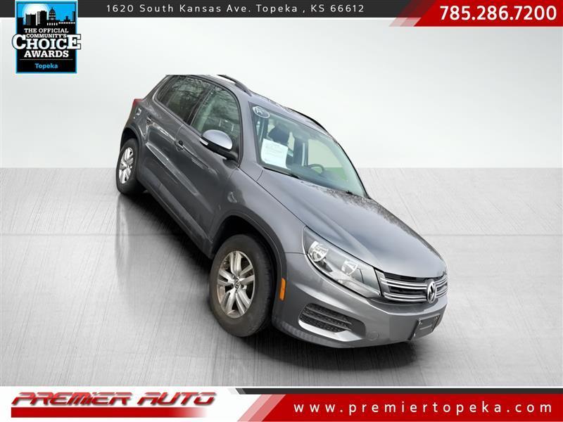 Volkswagen Tiguan S 2016