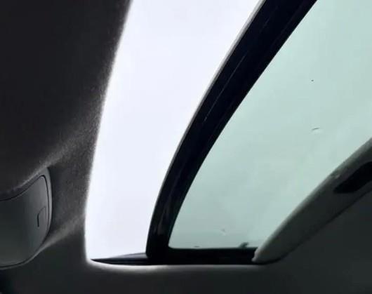 Volkswagen Tiguan S 2016