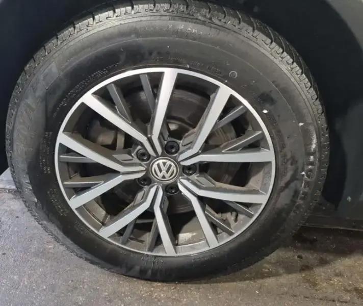 Volkswagen Tiguan SE 2018