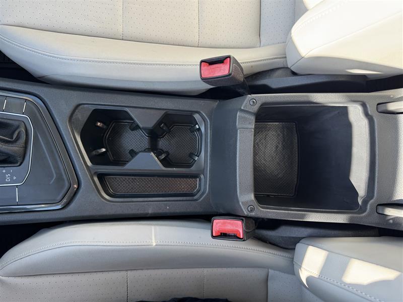 Volkswagen Tiguan SE 2018