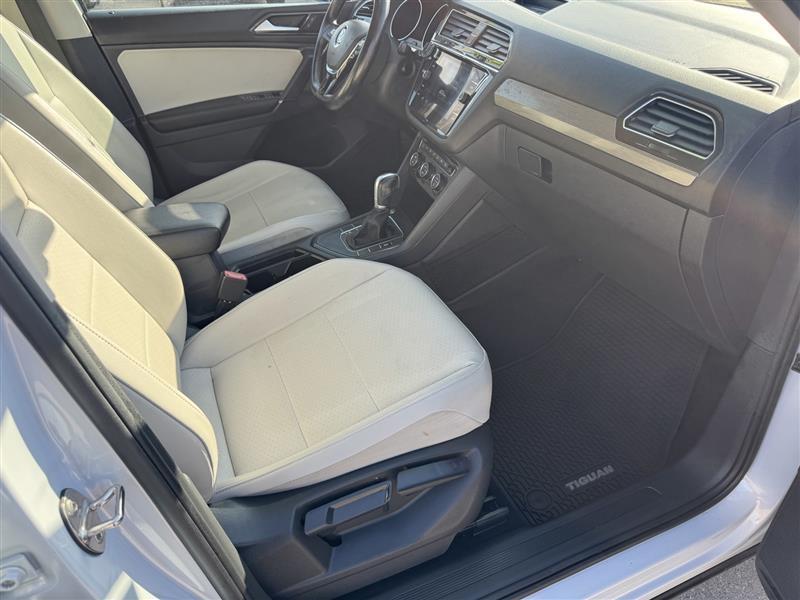 Volkswagen Tiguan SE 2018