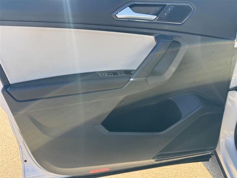 Volkswagen Tiguan SE 2018