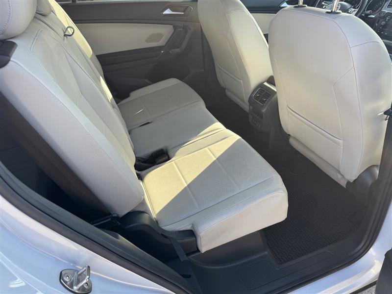 Volkswagen Tiguan SE 2018