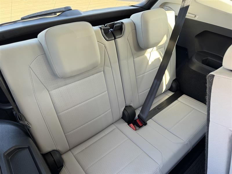 Volkswagen Tiguan SE 2018