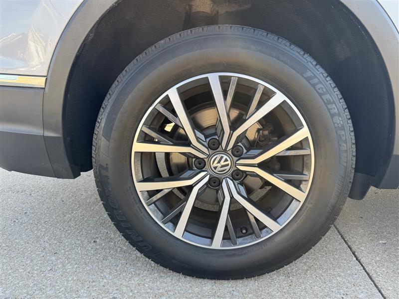 Volkswagen Tiguan SE 2018