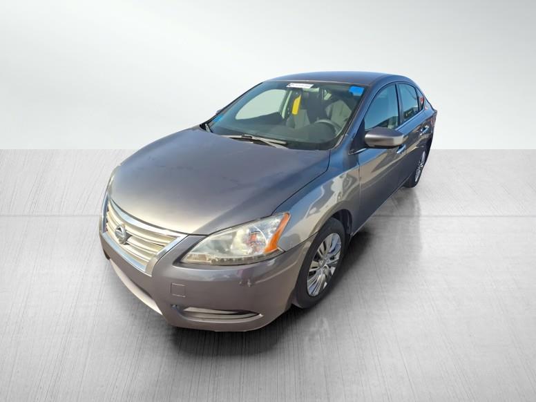 Nissan Sentra S 2015