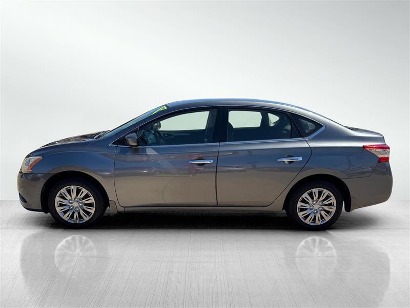 Nissan Sentra S 2015